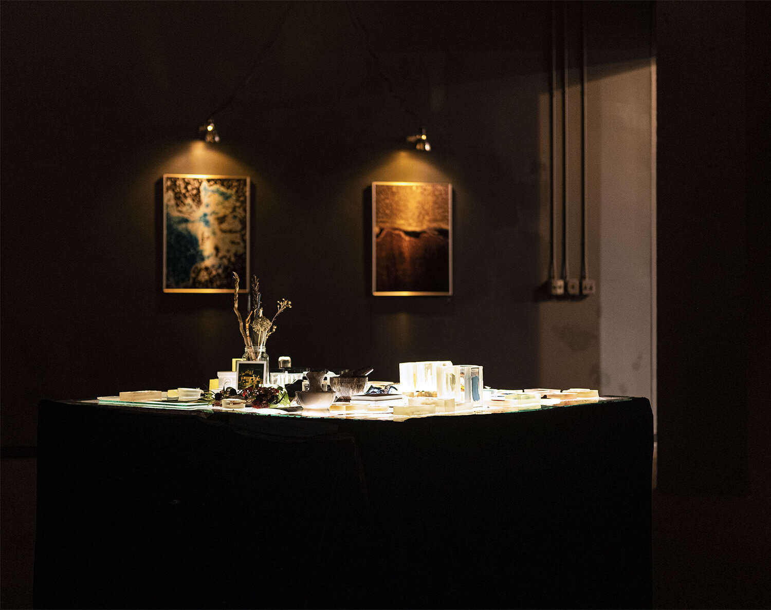 Tablebackroomwithduosmaller.jpg