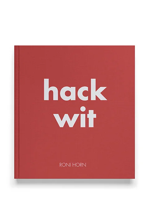 Roni horn, Hackwit