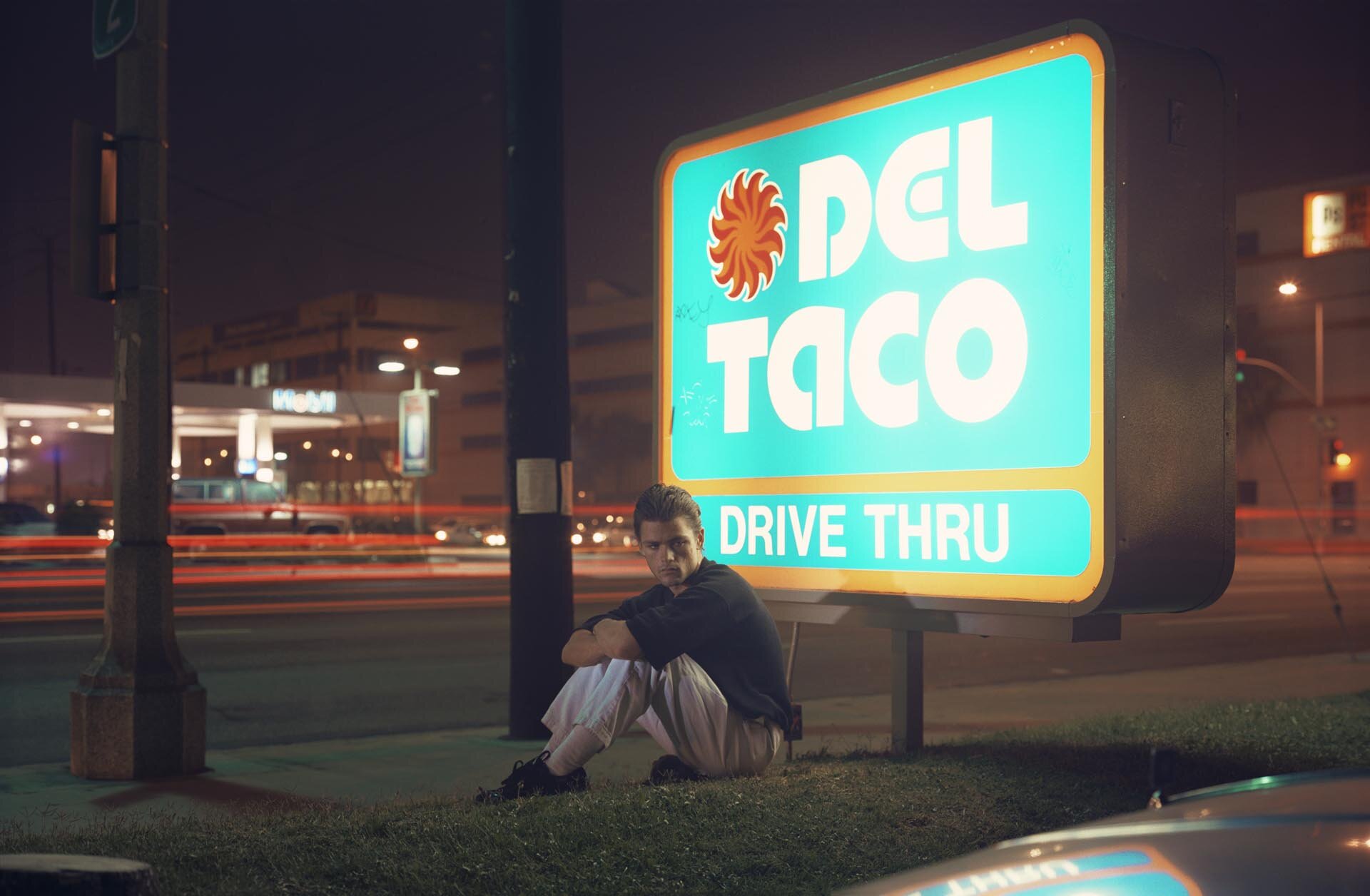 Philip-Lorca diCorcia
Ralph Smith, 21 years old Ft. Lauderdale, Florida, $25 , 1990-92. Chromogenic print.