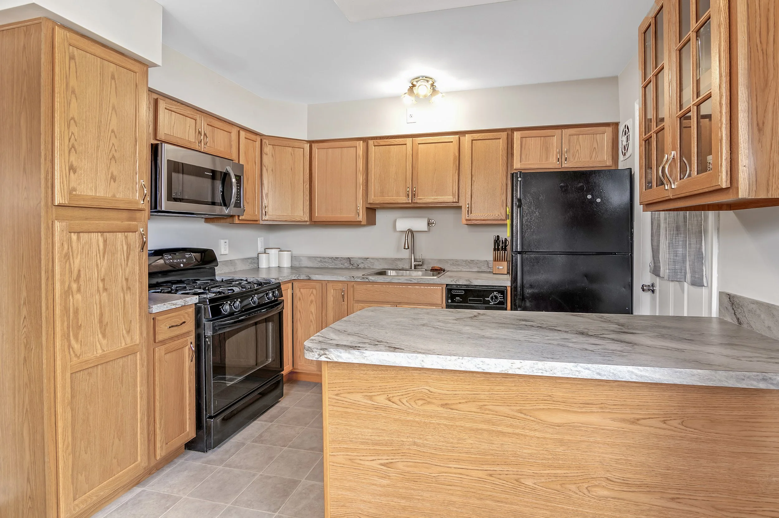 1536 Williams Ave  (7).jpg