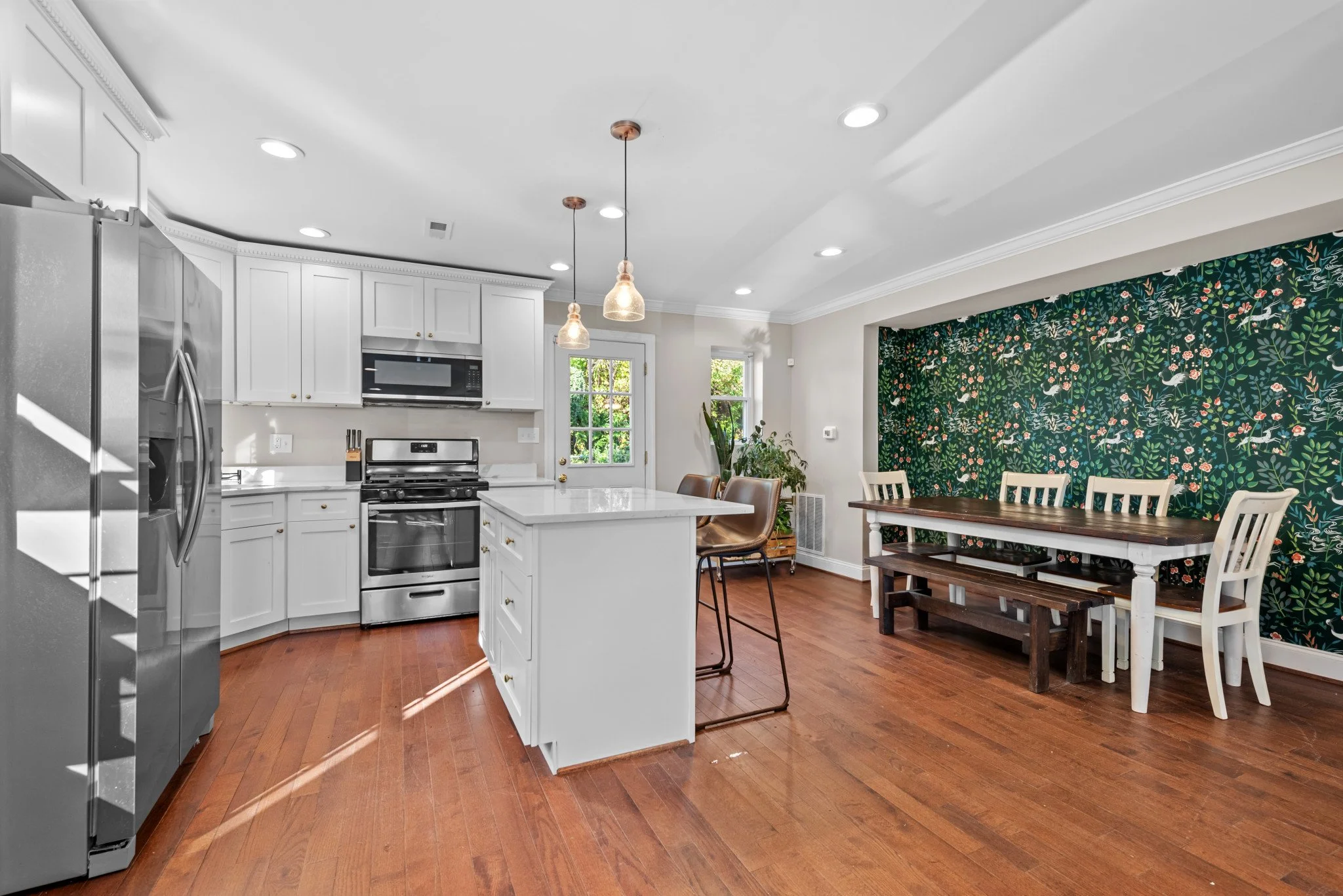 3900_Eierman_Avenue_010.JPG
