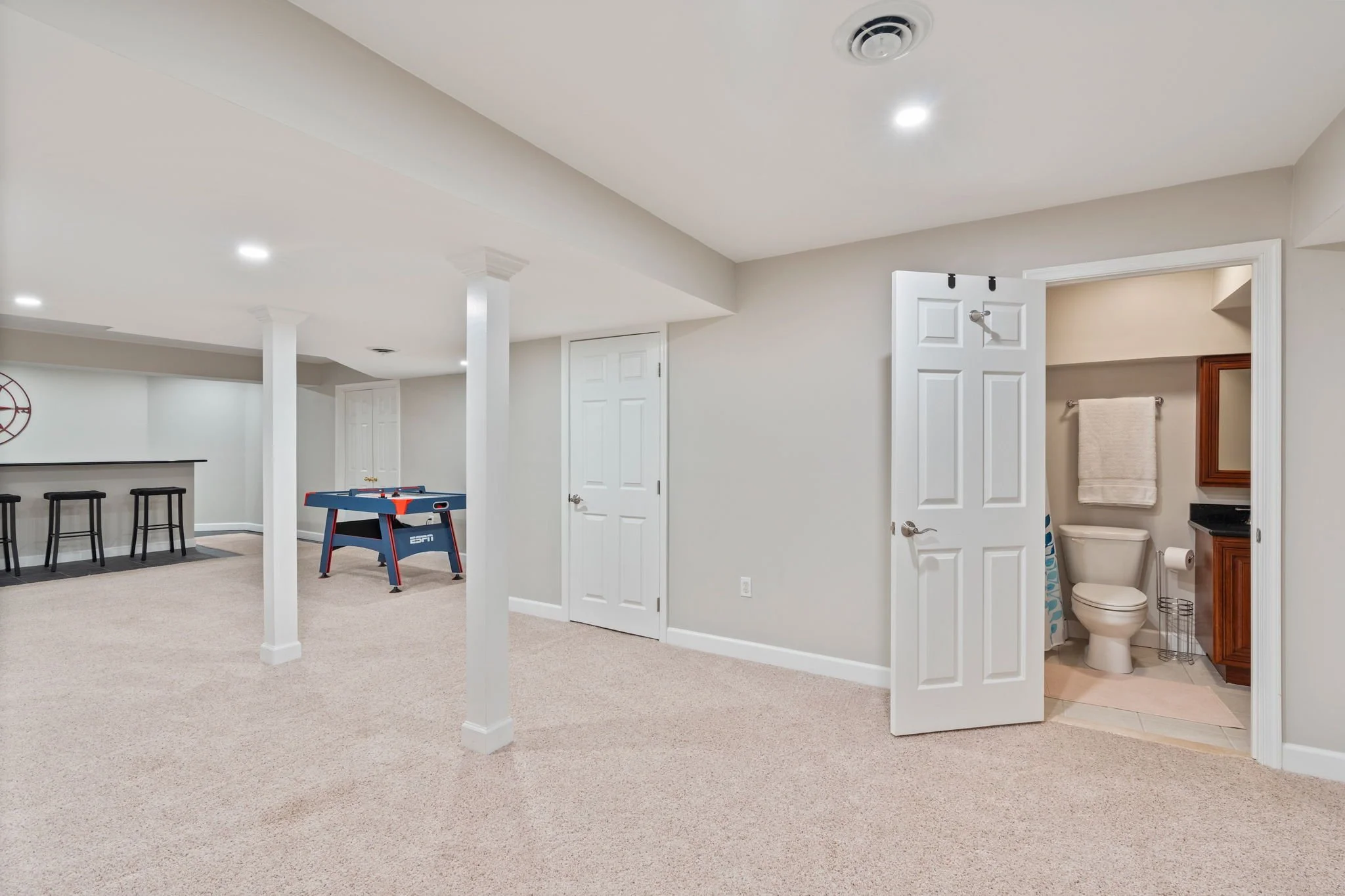 87-web-or-mls-Corbett 87.jpg