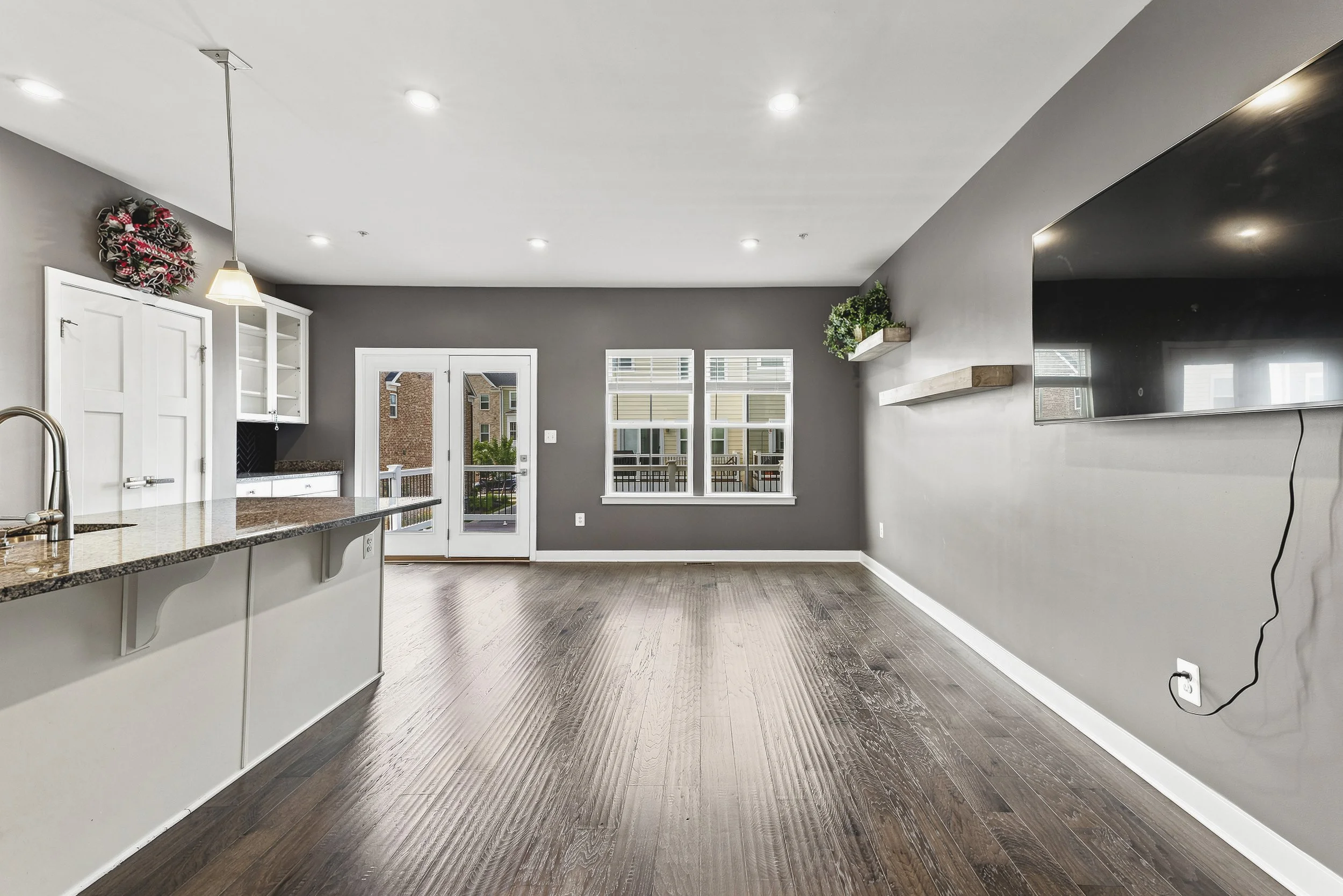 Osterly - Effy-20.jpg