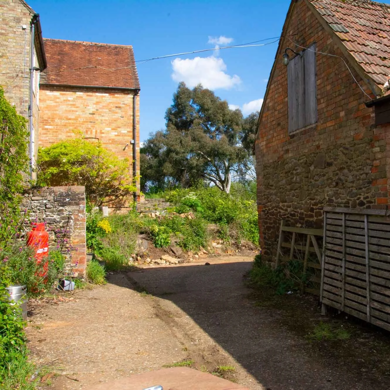 rural_brick_farmyard_in-countryside_yard.jpg