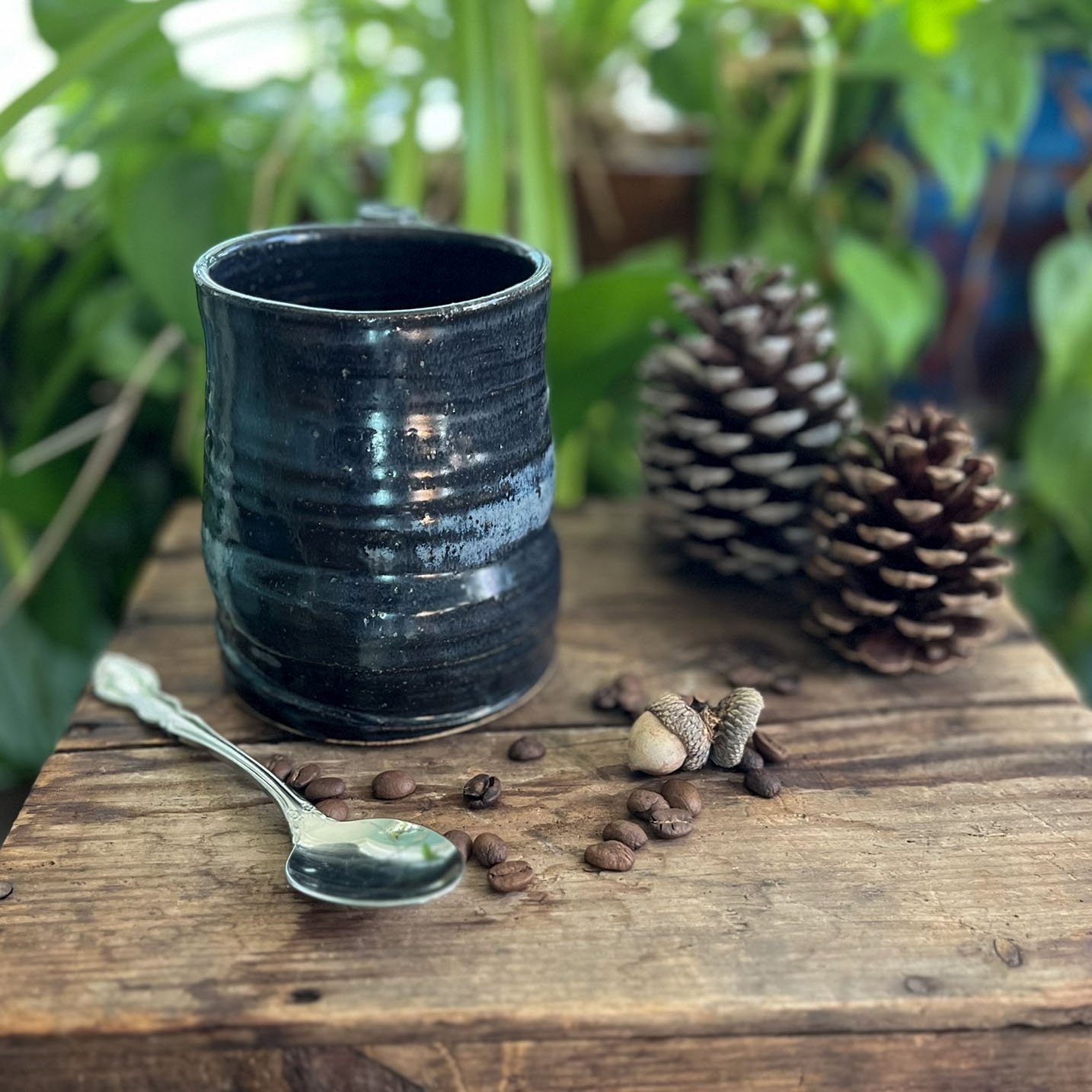 Mug2024005 b.jpg