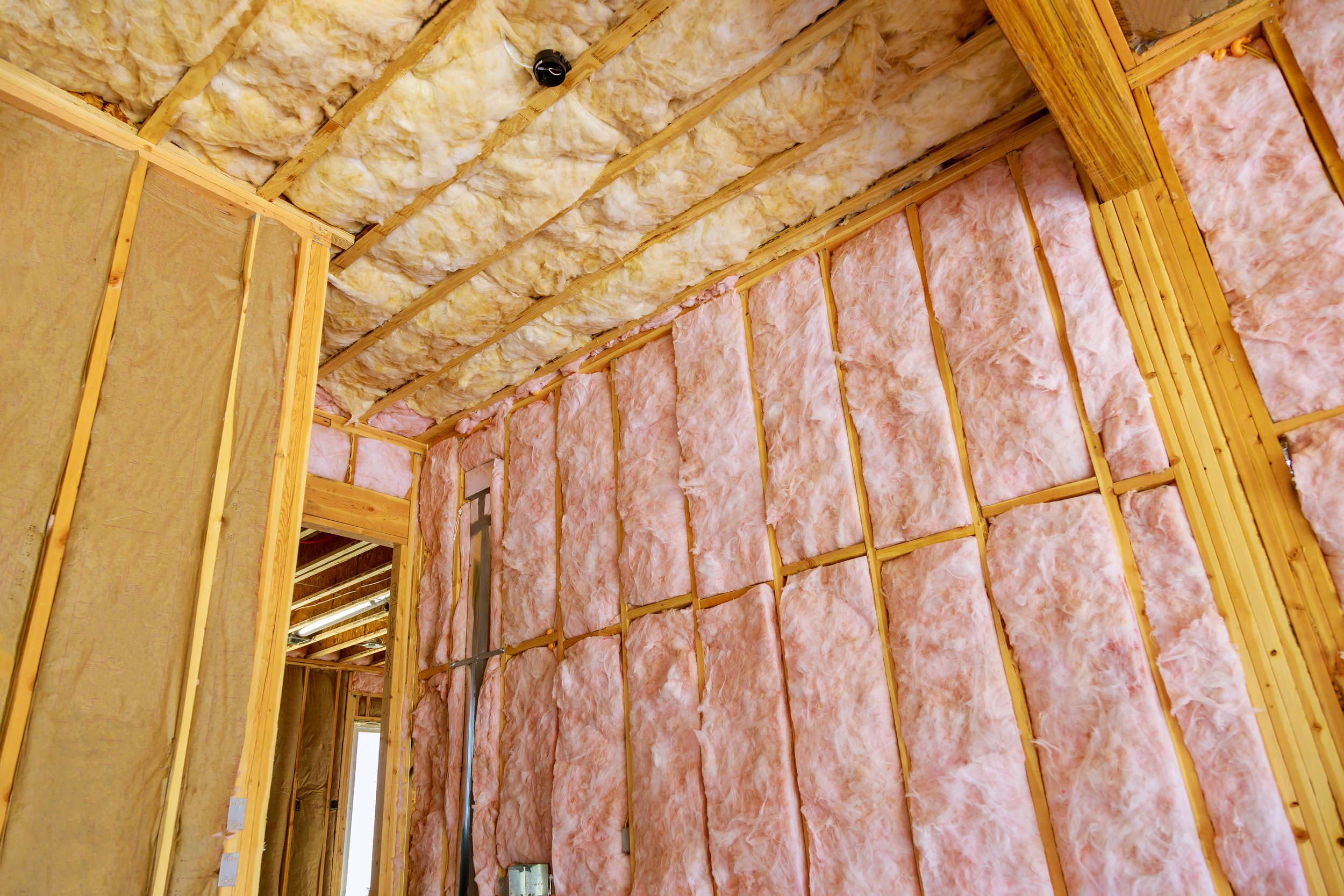 Batt and Roll Insulation: Materials, Uses, and Environmental Impact