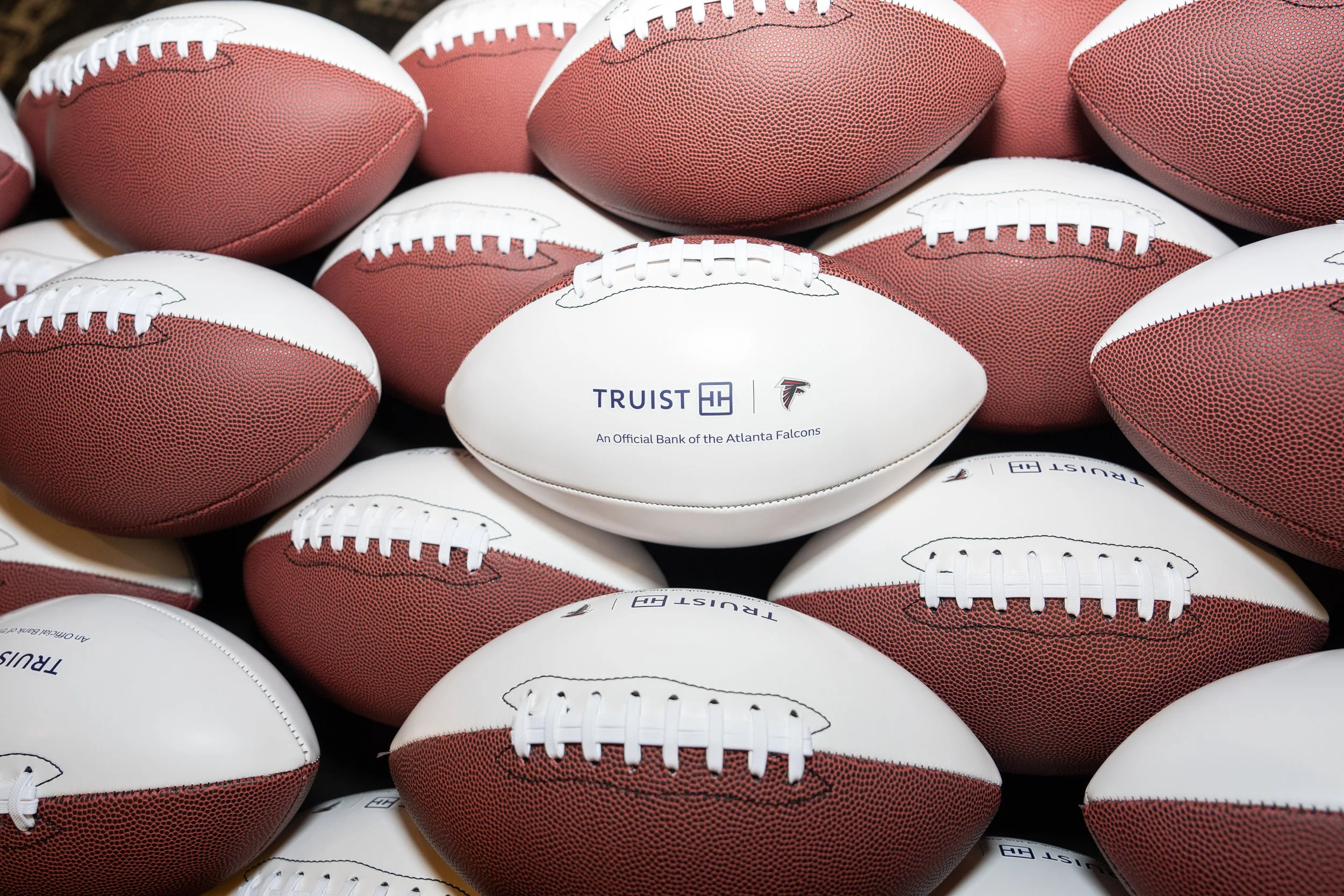 AF_20241104_InsideTheHuddle_-SB101271.jpg
