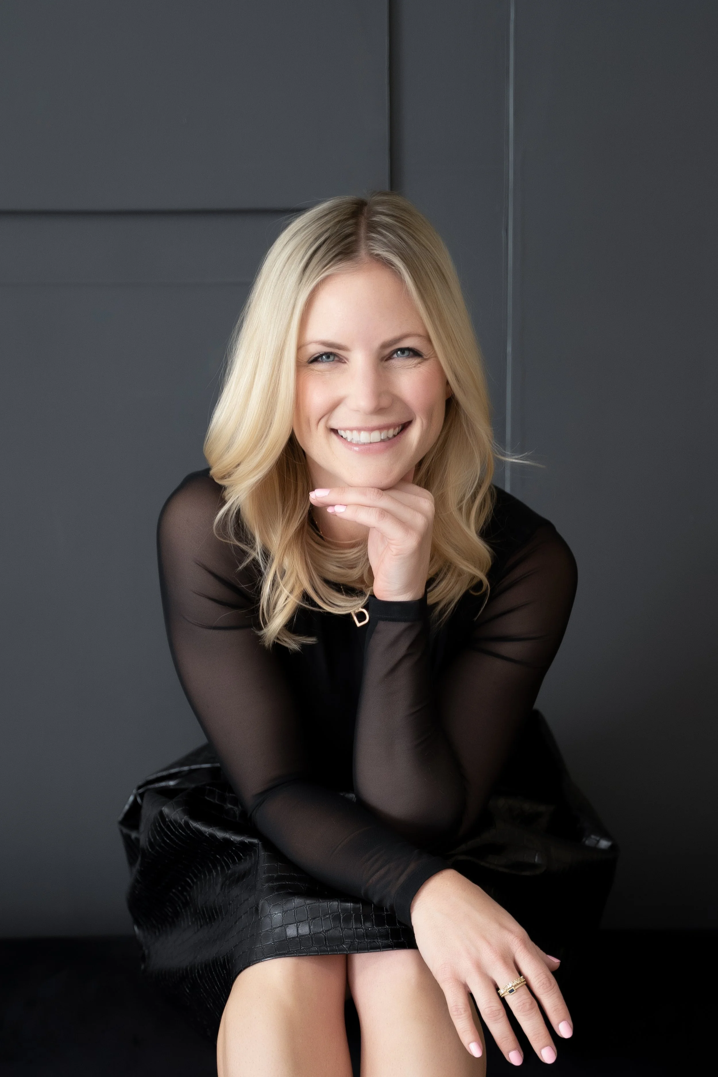 marketing-photos-portrait-headshot.jpg