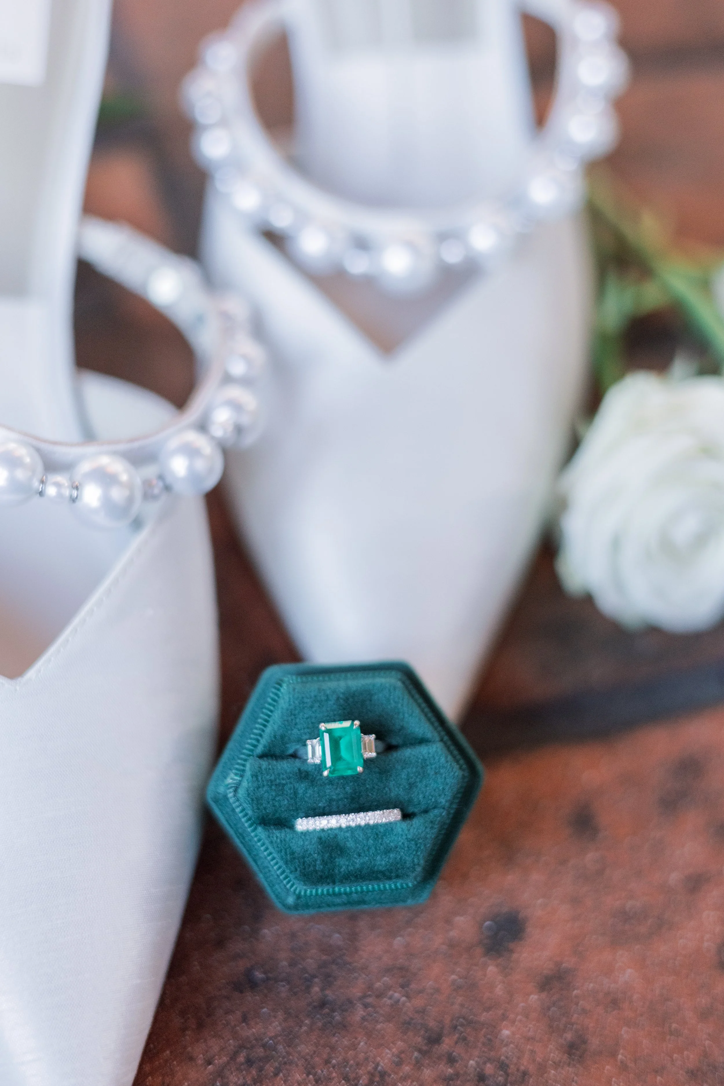 Allie and Alec preview 001-12.jpg