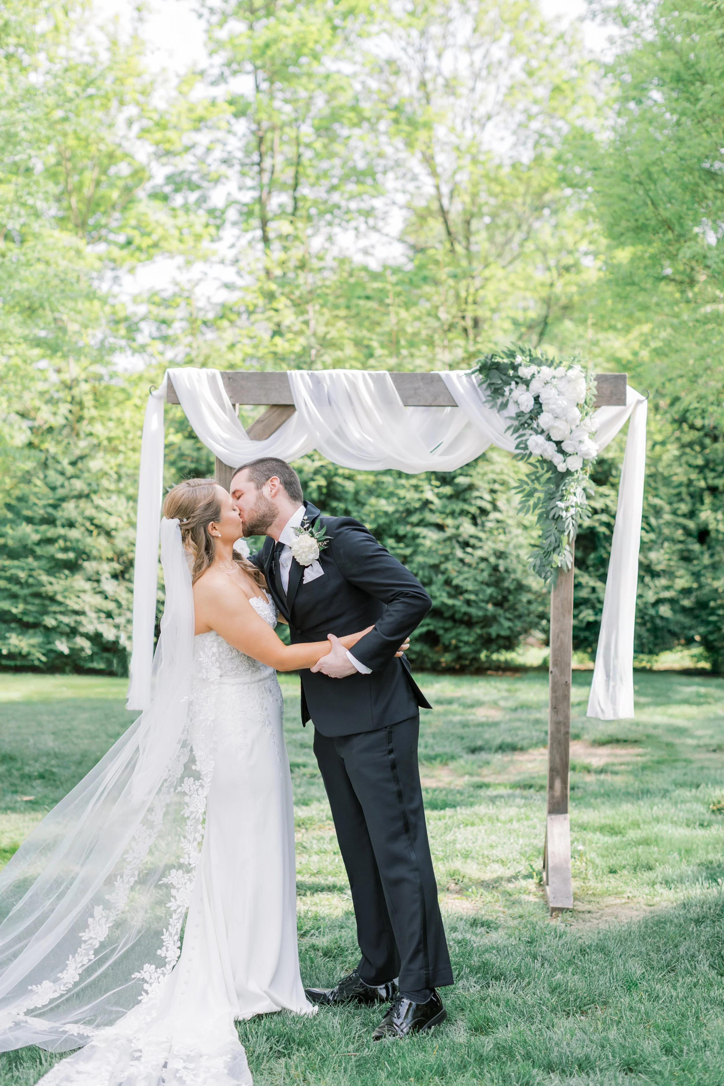 LGP - Christina and Phil Wedding 532.jpg