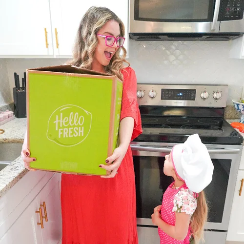 HelloFresh collaboration with Amanda Perna
