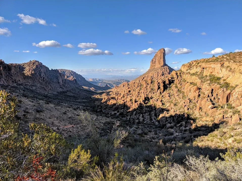 The Deadly Hunt for the Lost Dutchman Mine: Tonto National Forest