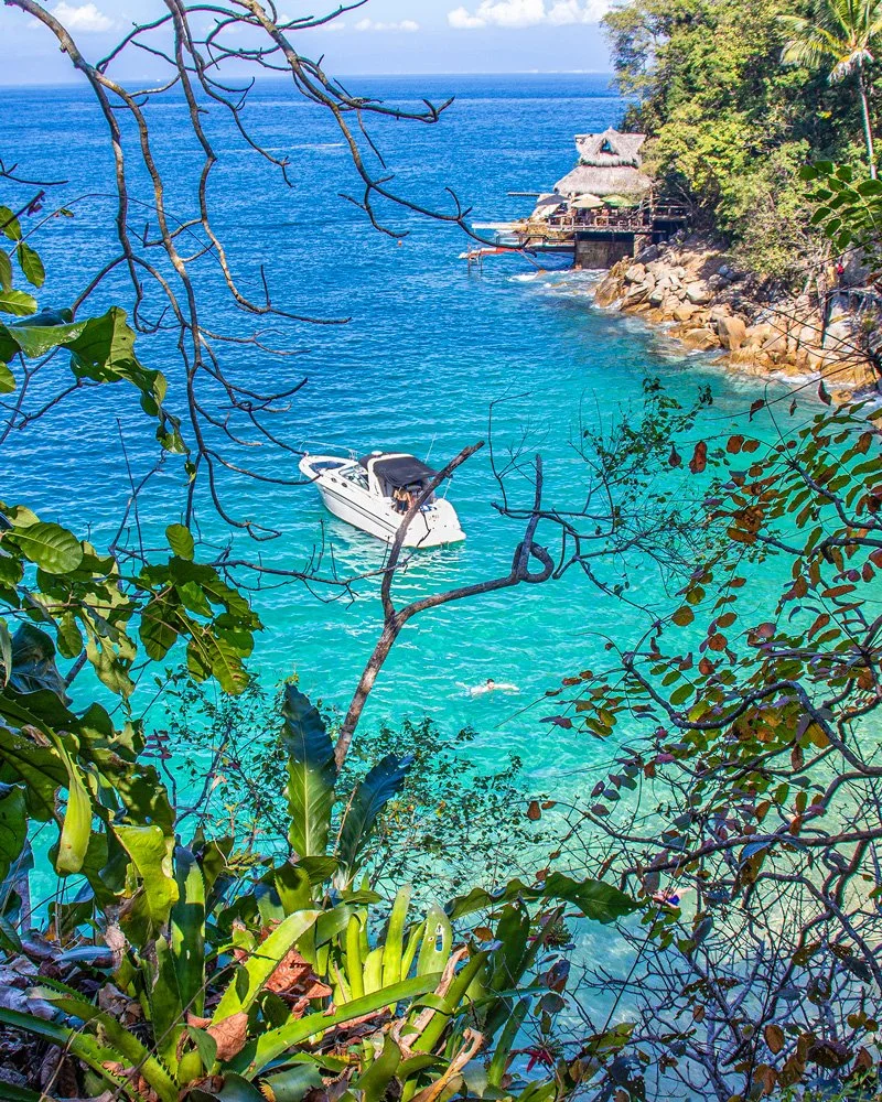 COLOMITOS BEACH