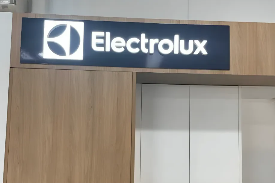 Why Indoor Signage Melbourne Matters for Modern Business Interiors