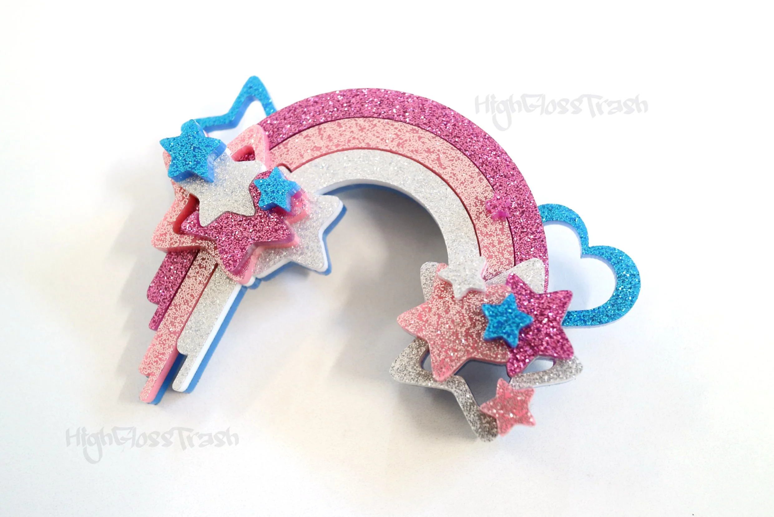 Trans_Flag_Brooch_03.jpg