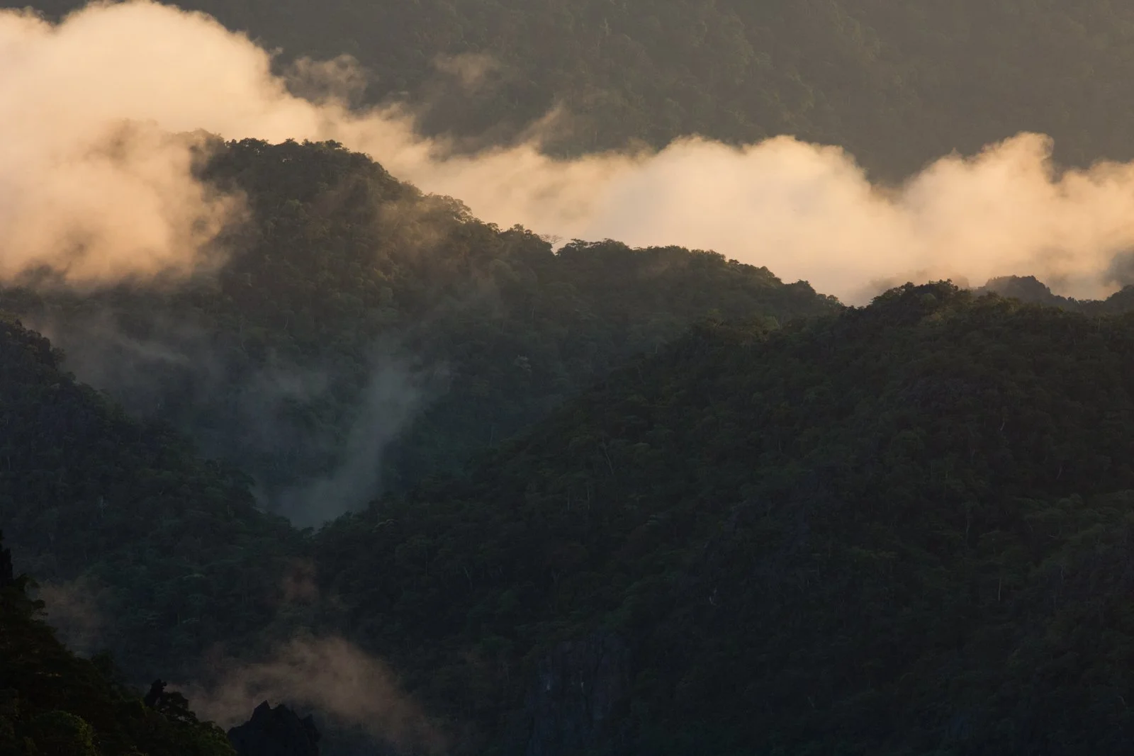 SUNSET ON THE KARST
Phou Hin Boun - Khammouane - Laos