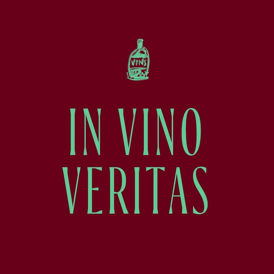 Identité visuelle pour le nouveau bar à vin - bistro qui vient d’ouvrir à Bruxelles 🍽️🍾
1. Pictogramme fait main et typographie de @commercialtype 
2. Peinture sur vitre 
3. Logo Picto Typo 
@charivari_bistro 
#design #