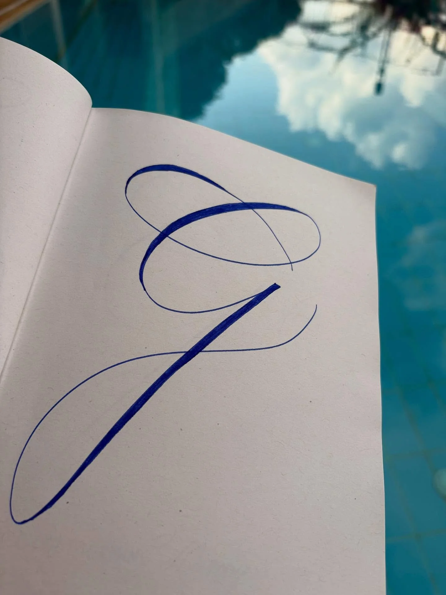 🧜&zwj;♀️ Calligraphe en vacances