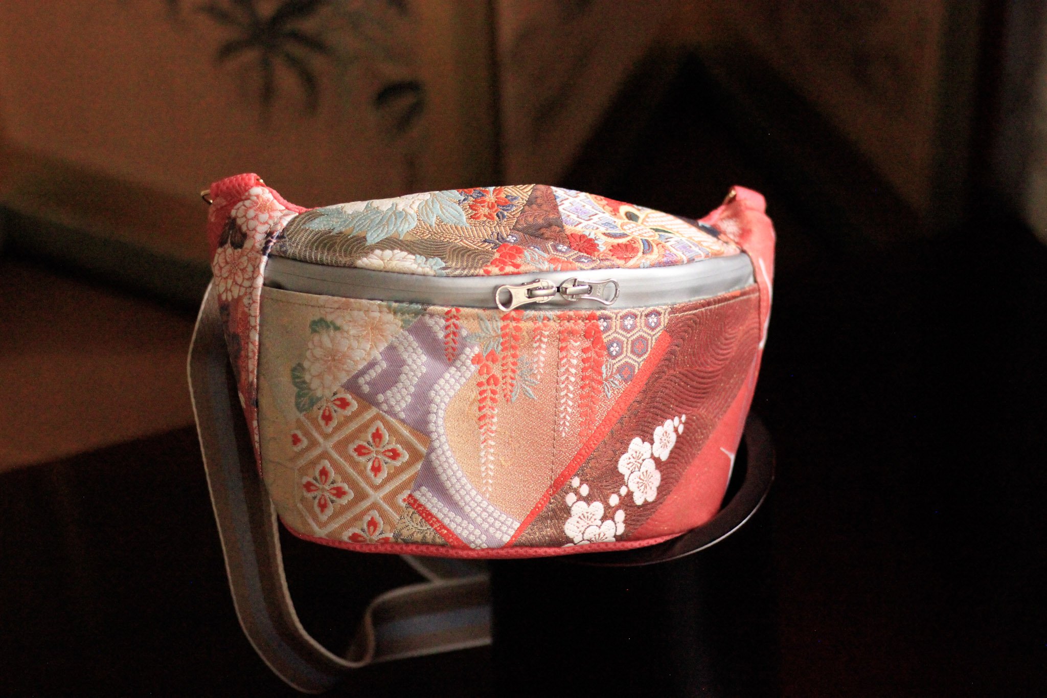 regular-bumbag-pink-flowers-cranes-web4.jpg