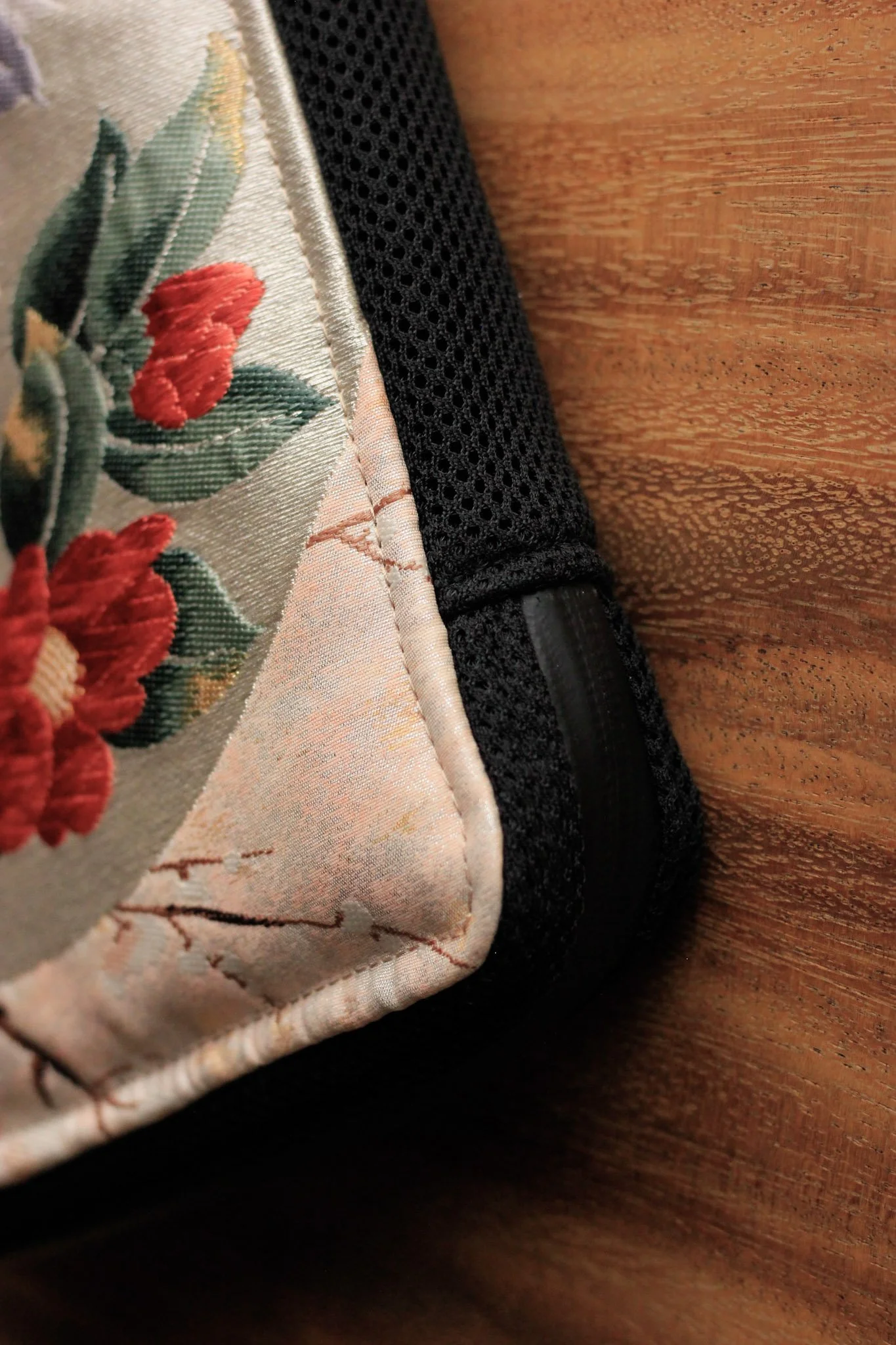 iPad-sleeve-camelia-５.jpg