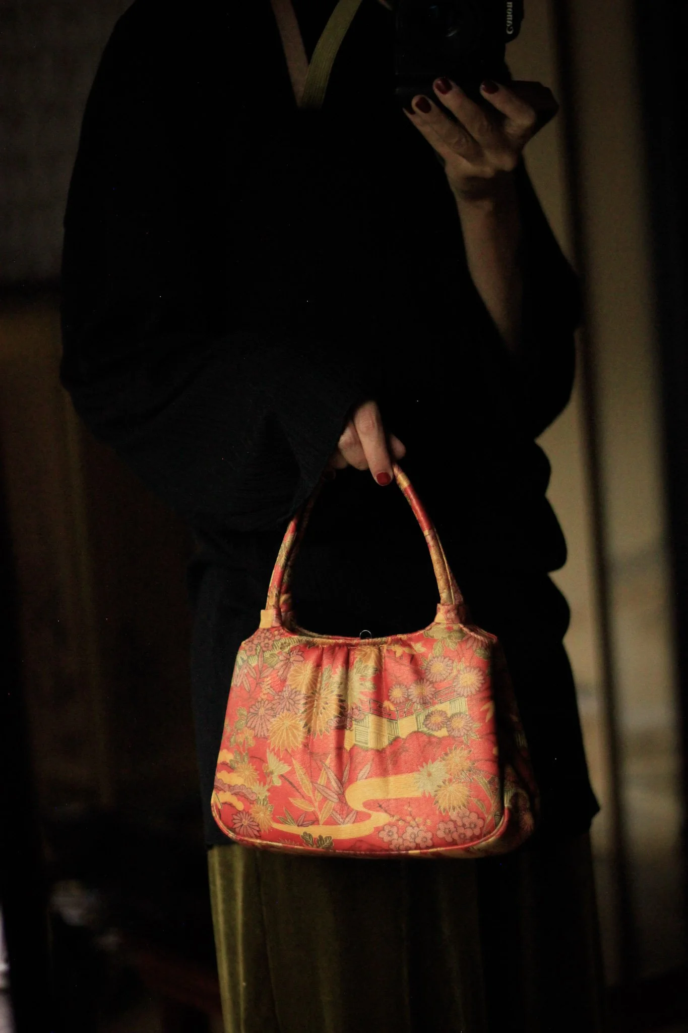 leather-bag-orange-kimono-landscape-1.jpg