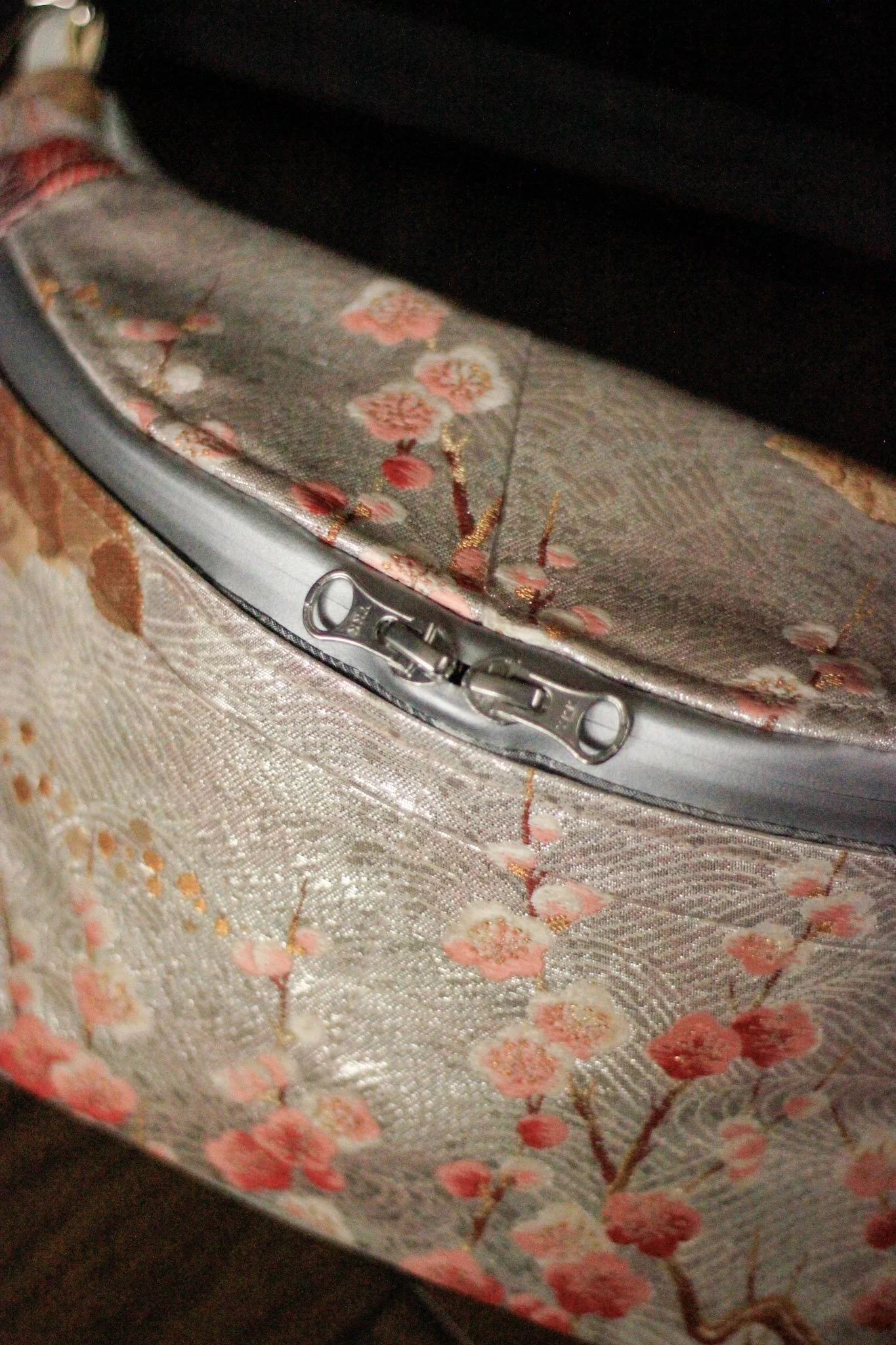Bumbag - Cooling Plum Blossoms