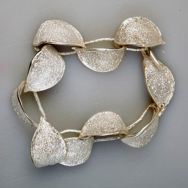 Leaves on a vine bracelet, Silver photographed @fredcmoses