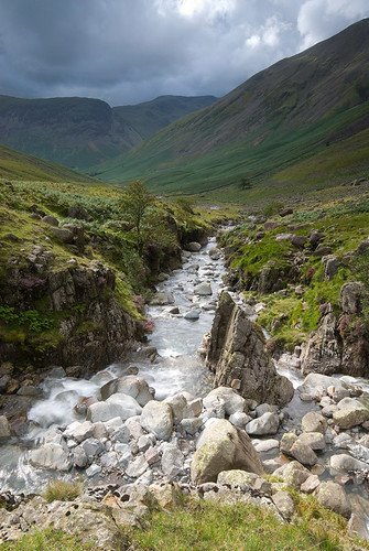 Looking down Lingmell Beck towards Stirrup Crag