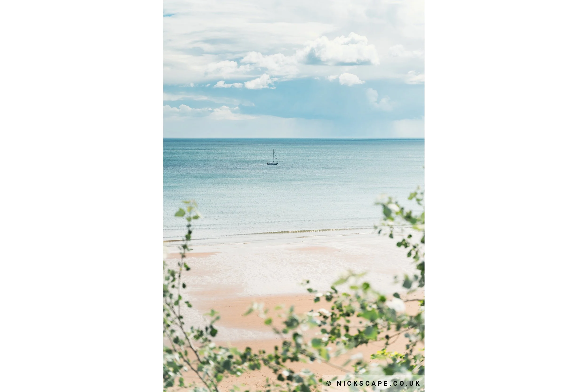 Serene Yorkshire Coast - Scarborough South Beach