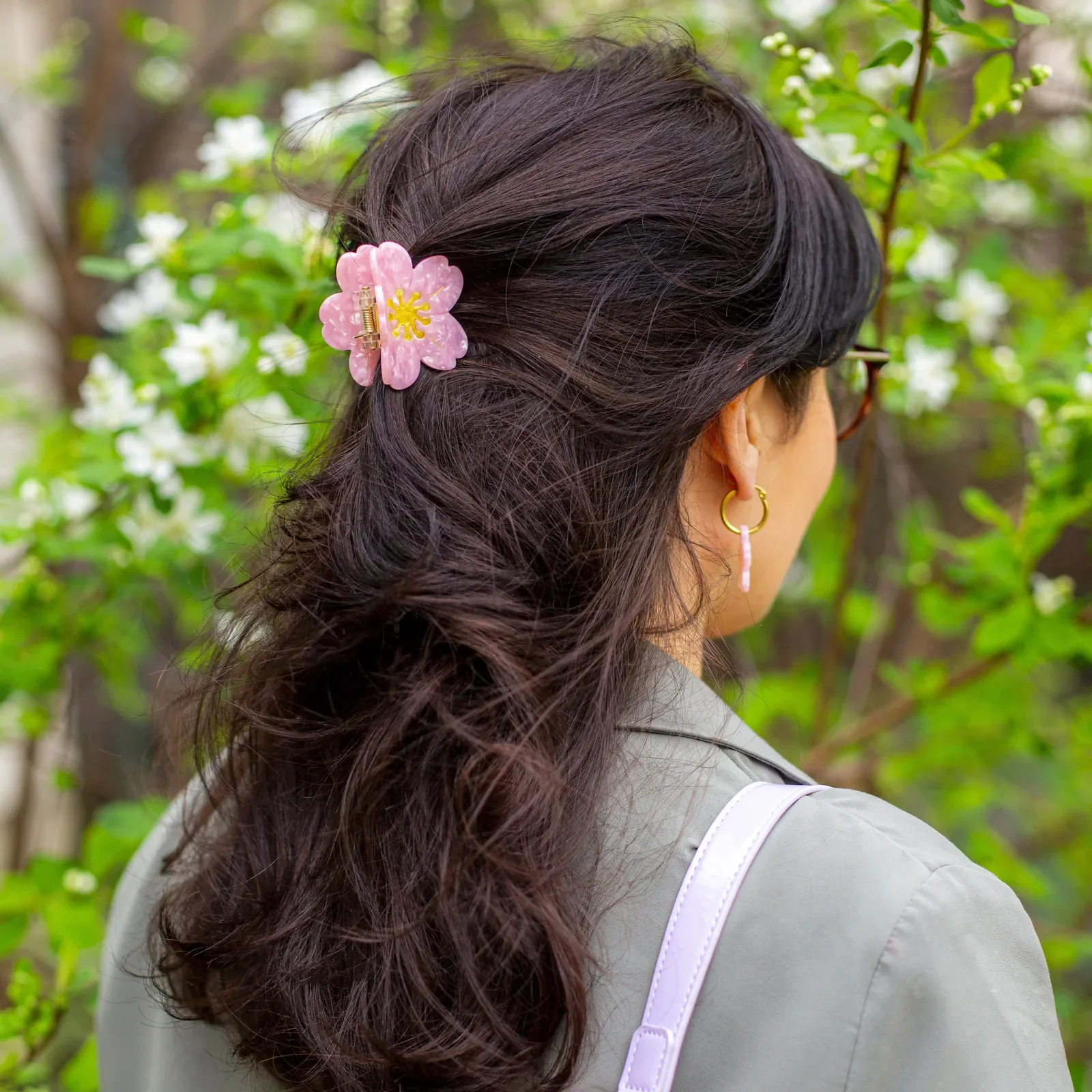 Coucou Suzette Sakura Hair Claw in glossy cellulose acetate, a delicate French flower hair accessory curated by Goosebump.