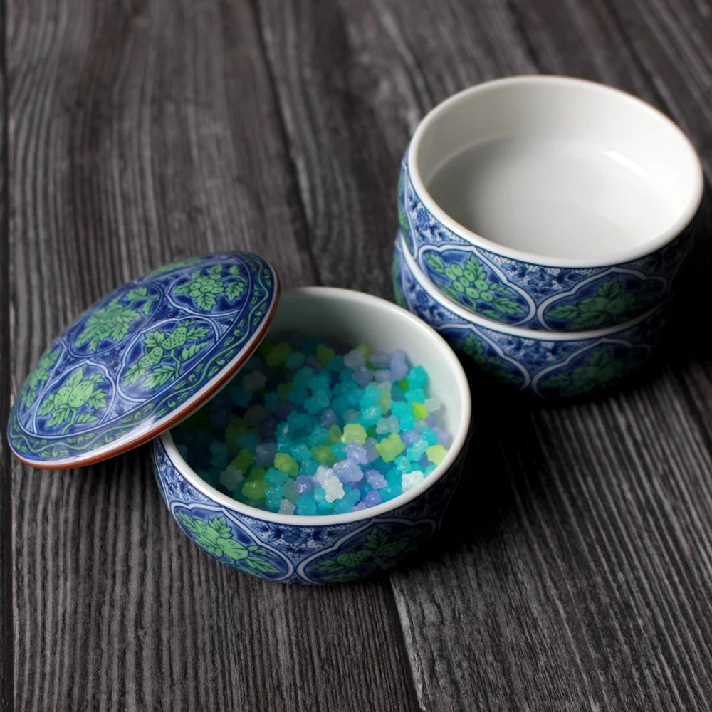 Seihaku Ryokusai Japanese three-layer mini bowl with lid