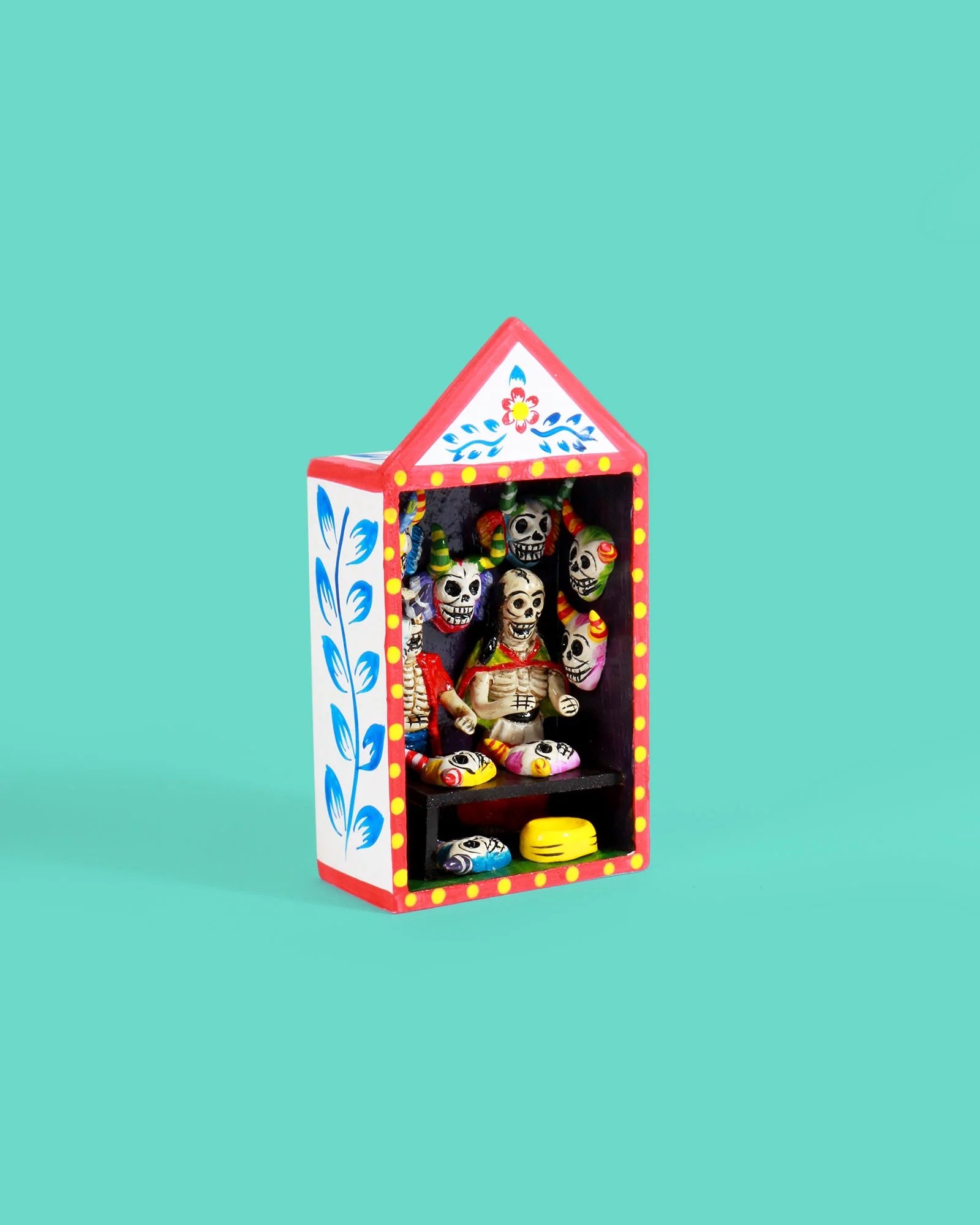 SHADOW BOXSiesta_mask_shop_retablo_04.jpeg