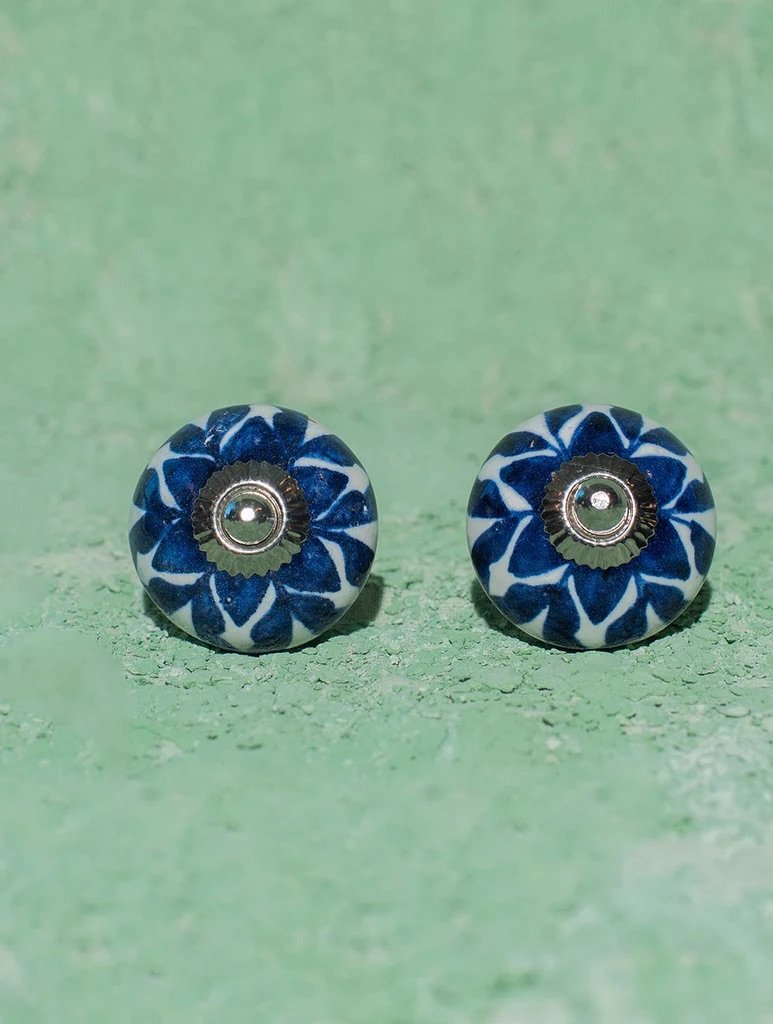 BluePotteryDoorKnobs-BlueFloral_Setof2_-BPICH3A_1024x1024.jpeg