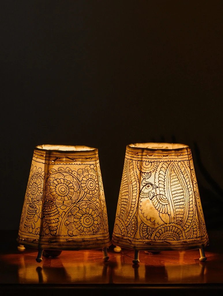 Andhra_20Leather_20Craft_20Lamp_20Shade_2C_20Small_20_286_x_204___20Set_20of_202_29_20-_20White_20Peacocks_20-_20SSSL02C_202_1024x1024.jpeg
