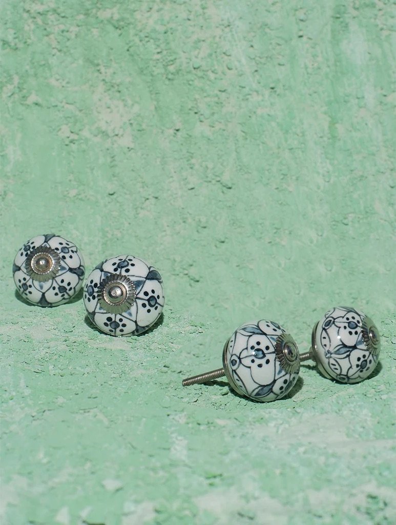 BluePotteryDoorKnobs-Black_WhiteFloral_Setof4_-BPICH6A3_1024x1024.jpeg