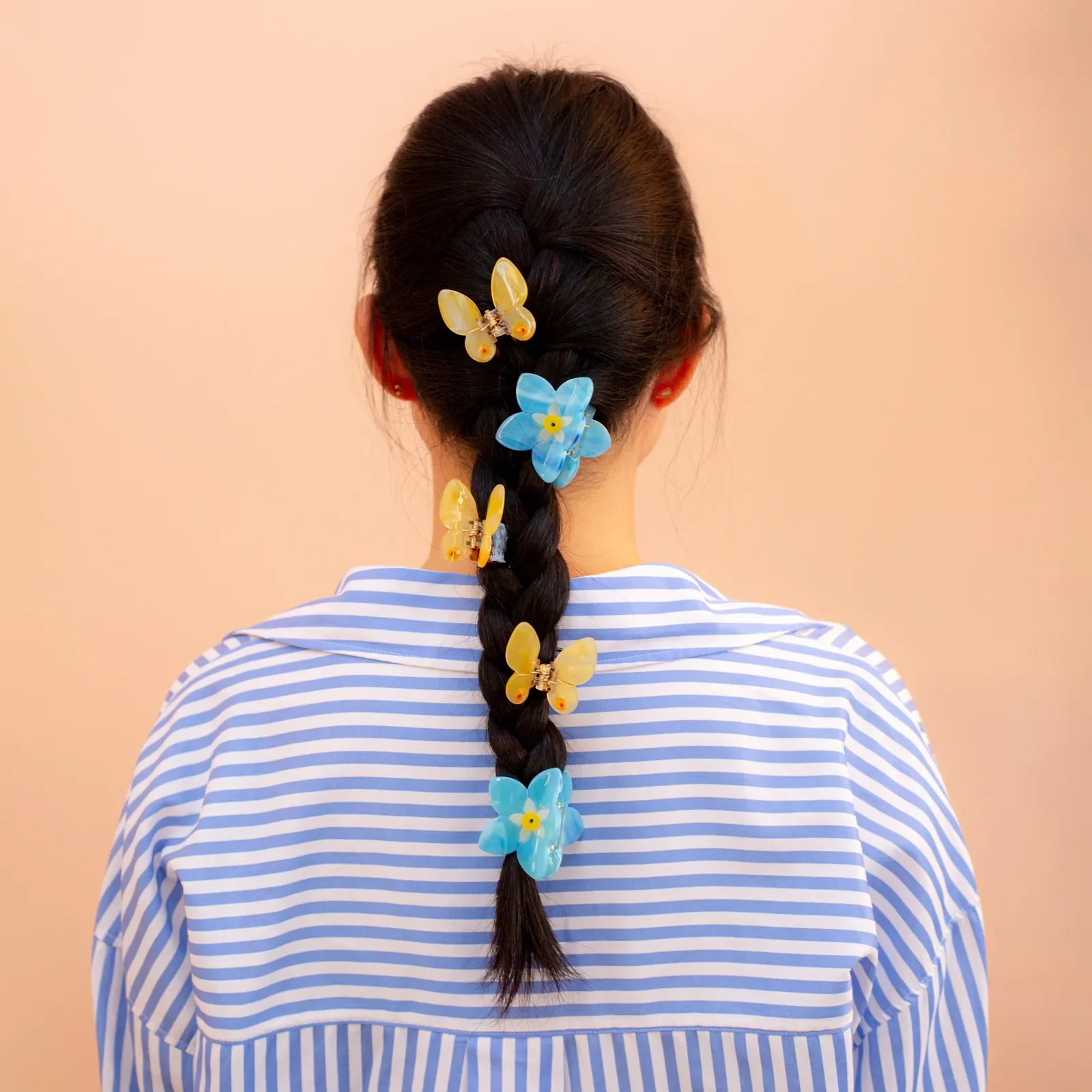 Coucou Suzette Forget-Me-Not Hair Claw in glossy cellulose acetate, a delicate French flower hair accessory curated by Goosebump.