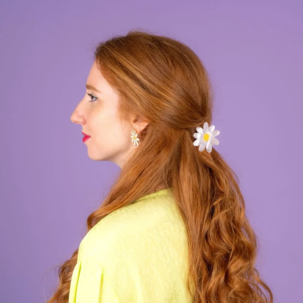 Coucou Suzette Daisy Hair Claw in glossy cellulose acetate, a sweet French flower hair accessory curated by Goosebump.