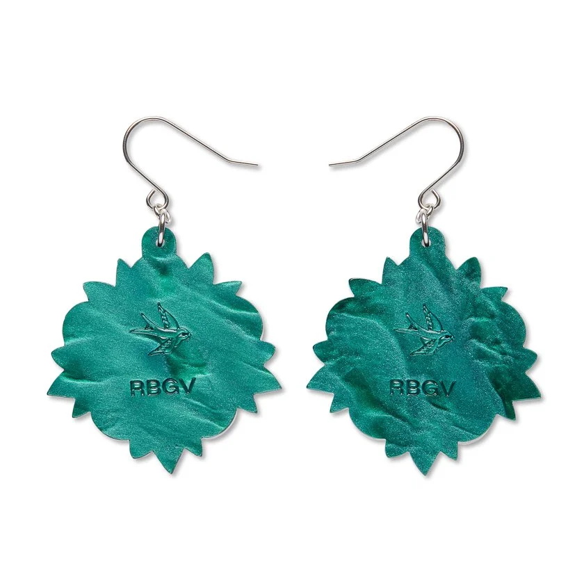 EGEM104 Mānuka Drop Earrings-2.JPG