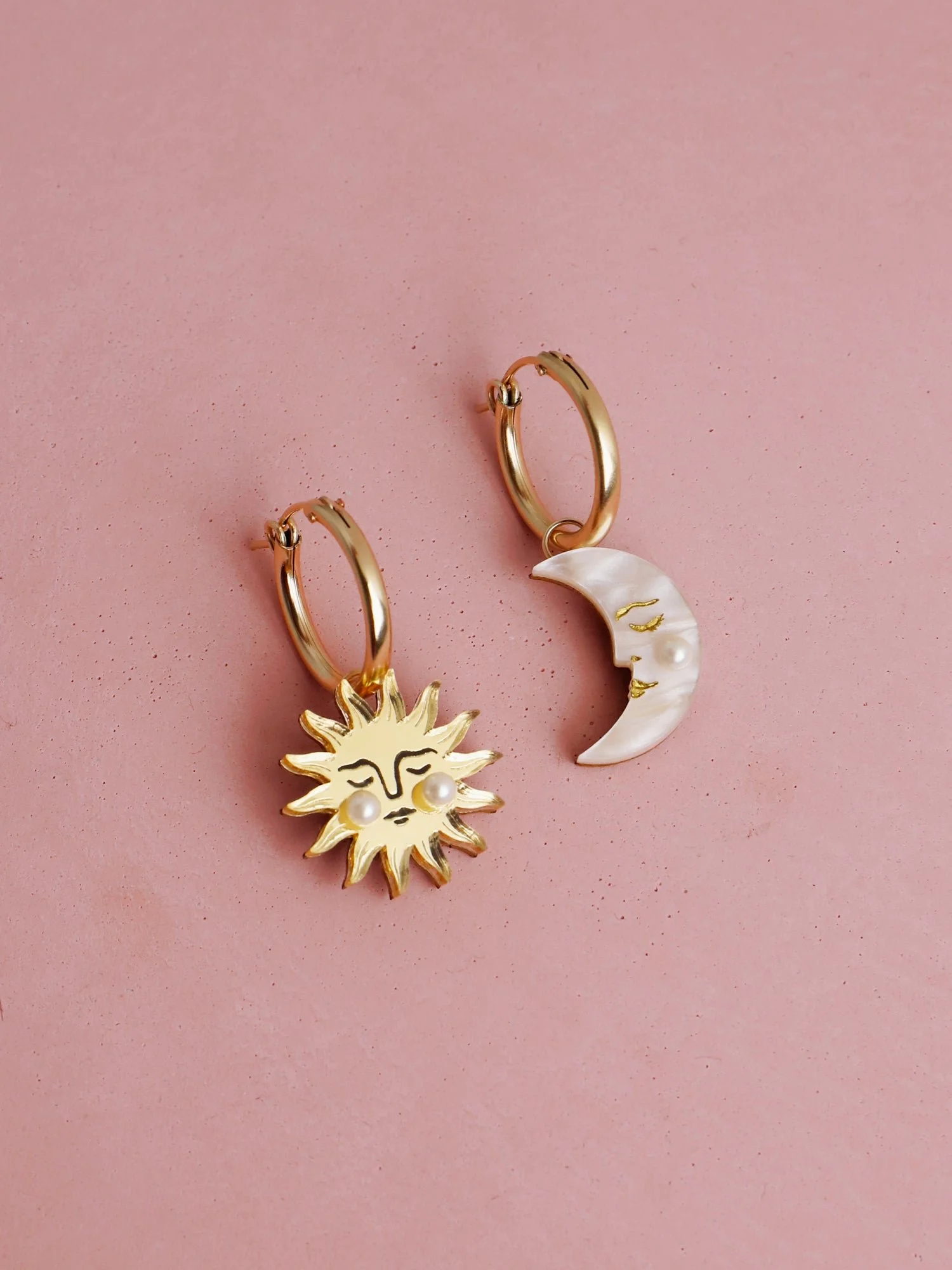Wolf and Moon Sun and Moon Hoops