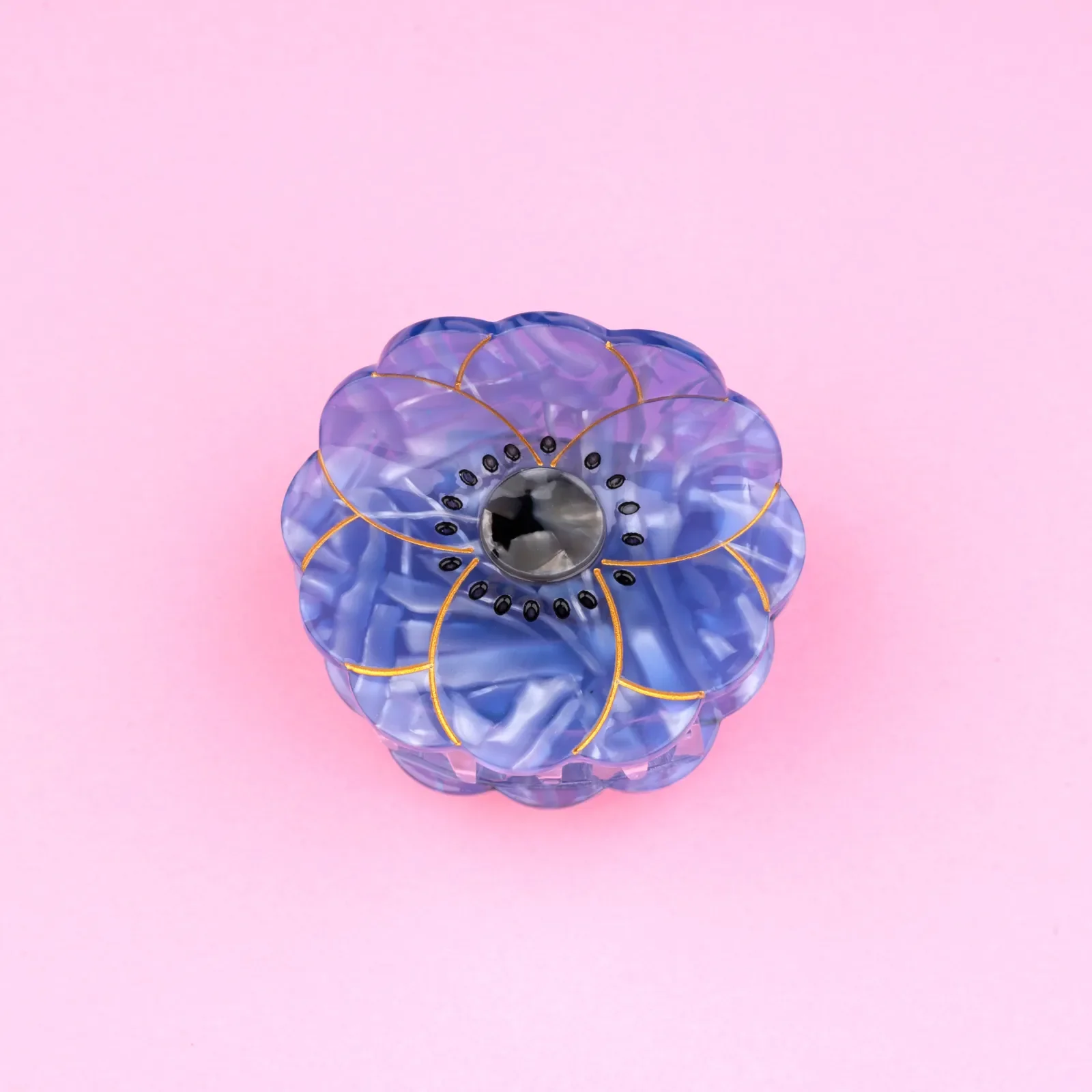 Coucou Suzette Anemone Hair Claw in glossy cellulose acetate, an artistic French flower hair accessory curated by Goosebump.