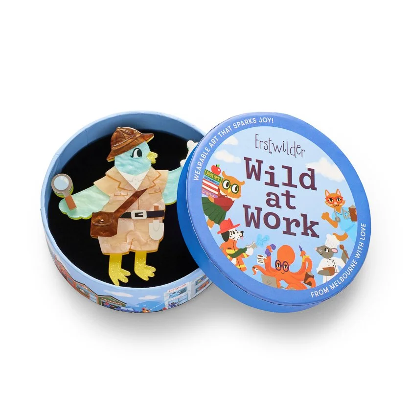 BHEK106 Dr. Fossil Brooch-3.JPG