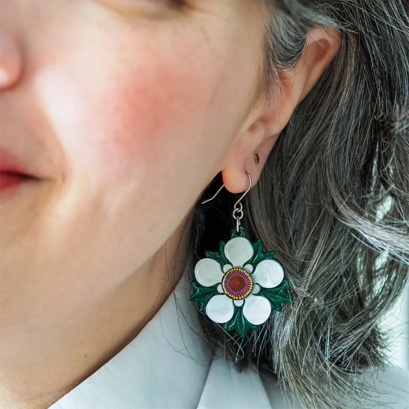 EGEM104 Mānuka Drop Earrings  (1).JPG