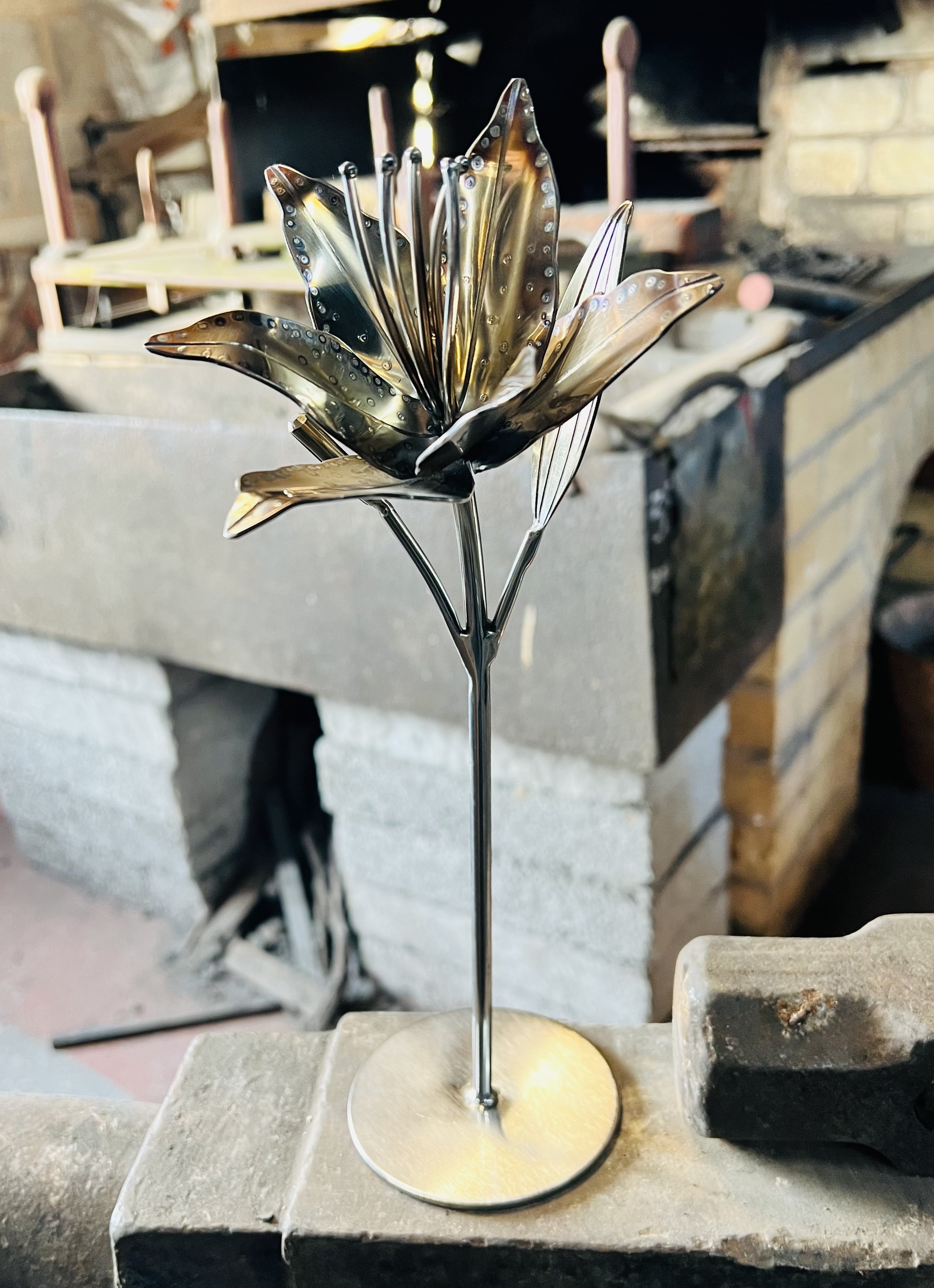 Day lily Sculpture