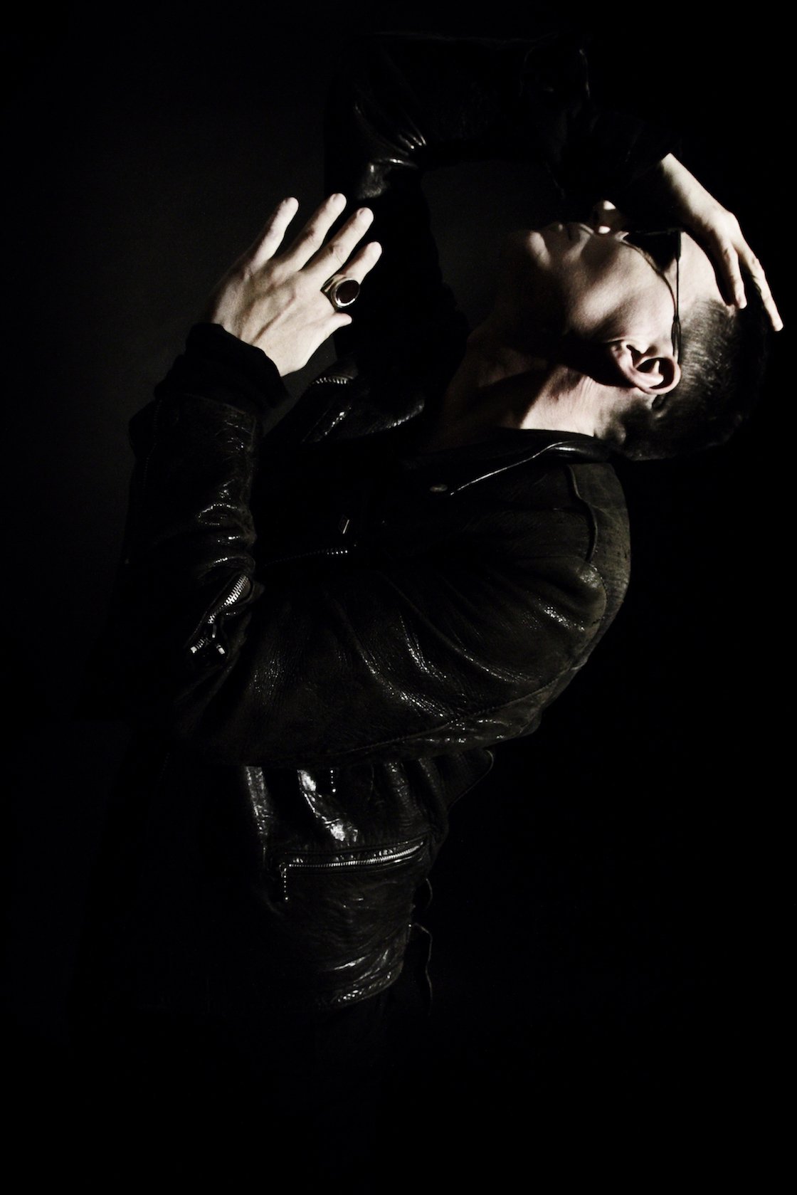 Raymond Watts (PIG/KMFDM), 2019