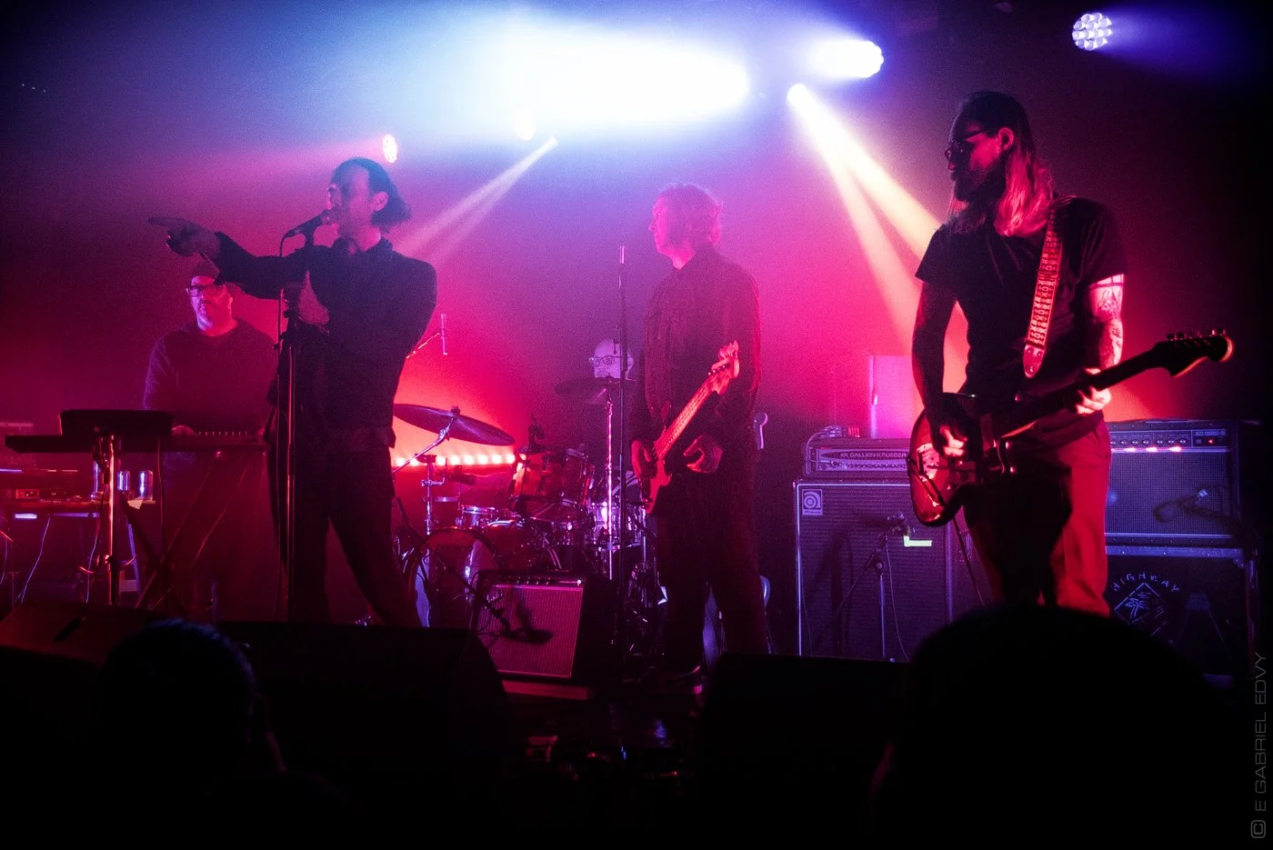 SheWantsRevenge_4684_inet_EGabrielEdvy.jpg