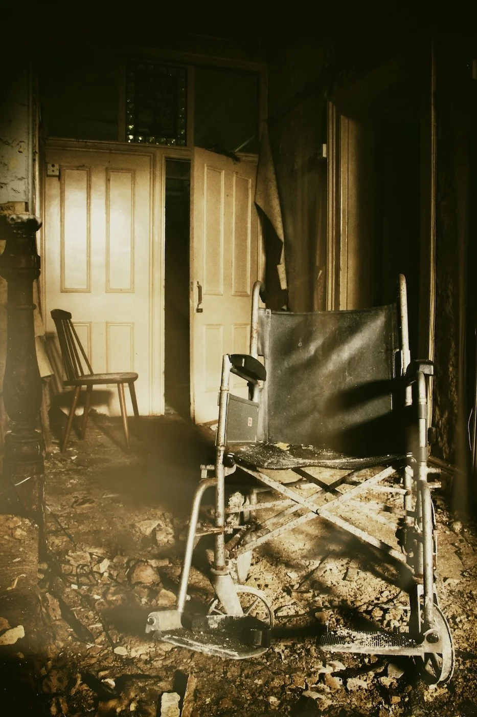 E. Gabriel Edvy_Abandonments_God's Waiting Room_8.jpg