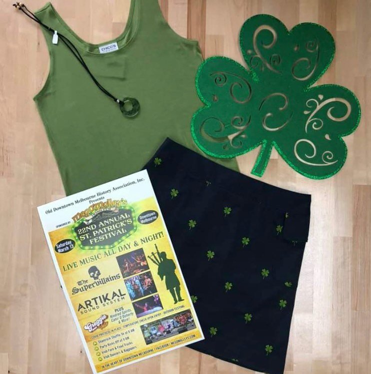 Looking for that perfect St. Patrick&rsquo;s Day outfit? Check out this cute Lilly Pulitzer skirt at Lita&rsquo;s Beachside! #stpatricksday #megomalleys #downtownmelbourne #lillypulitzer