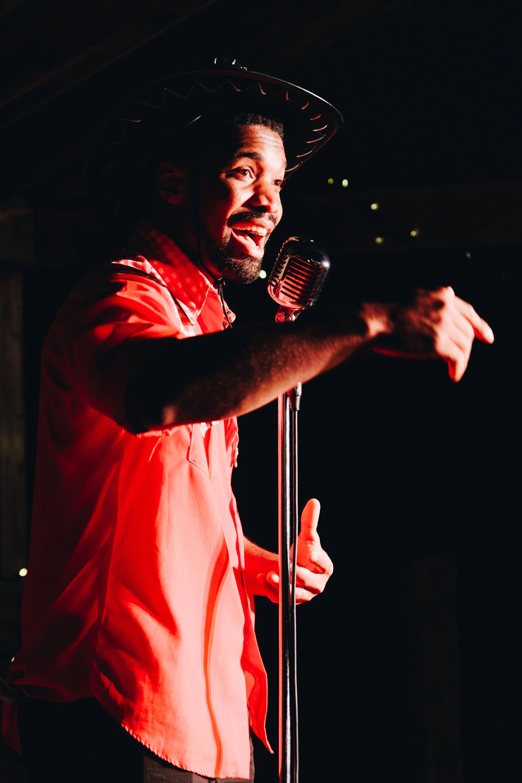 CGPHOTO - Queen Bee Cabaret-17.jpg