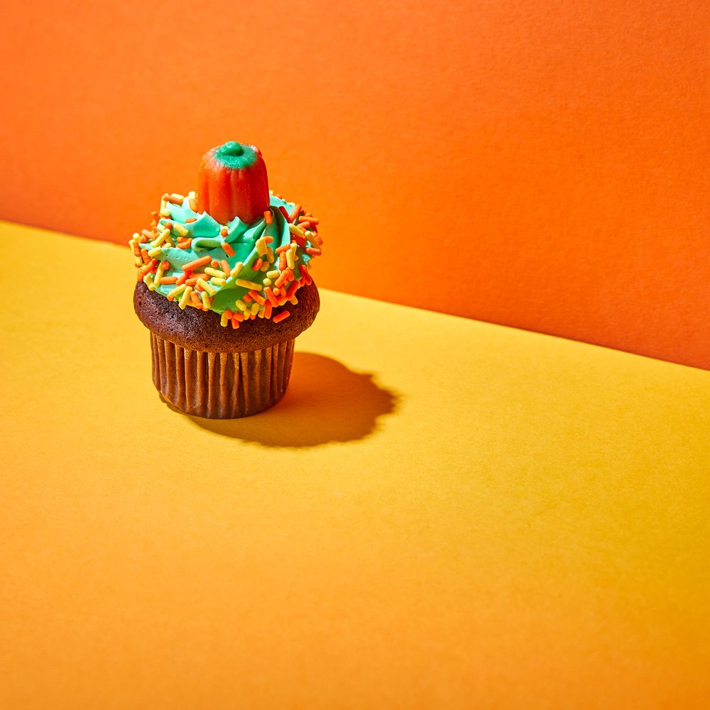 oakland-food-photographer-pumpkin-chocolate-cupcake-orange-yellow.jpg