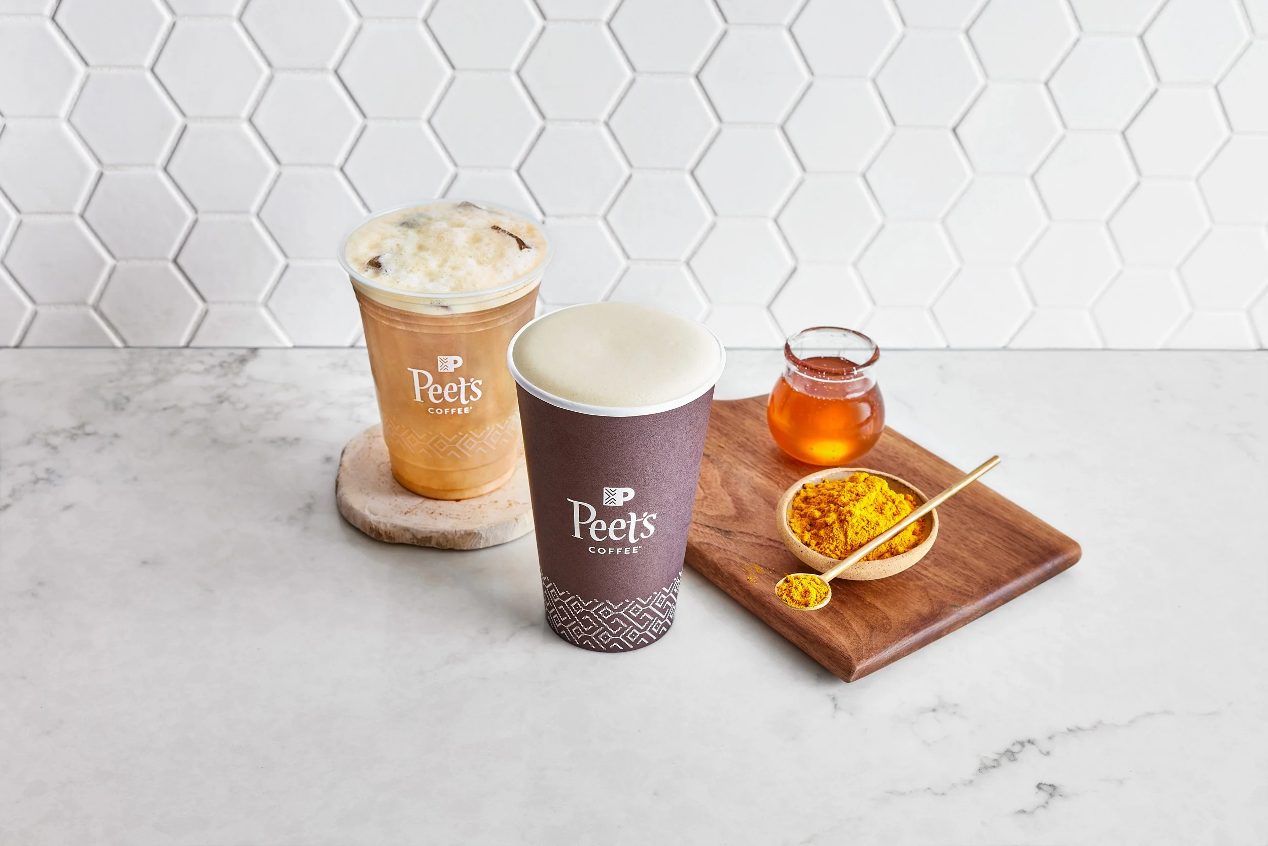 Peet's Coffee Golden Latte - creative coffee photography — Oropesa ...